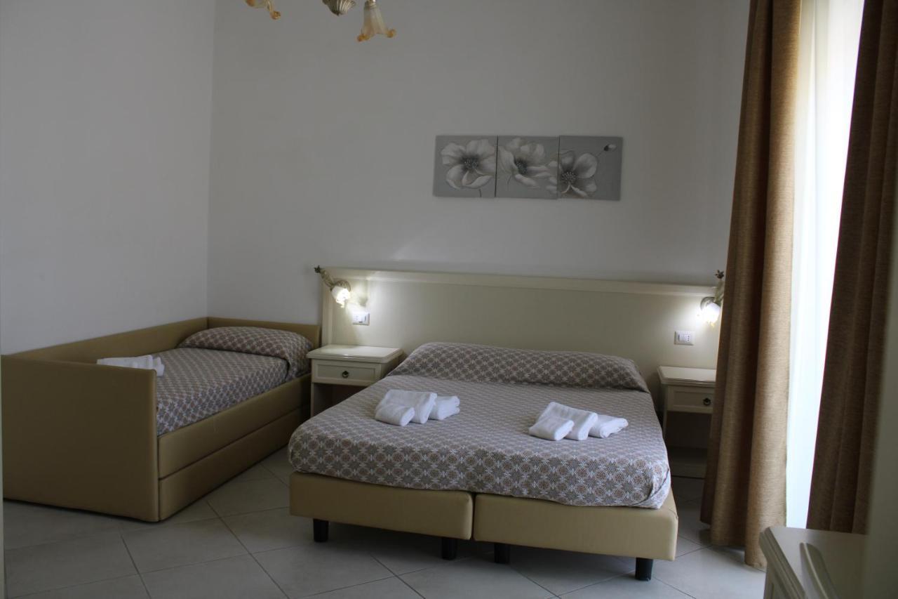 Afrodite Hotel Scalea Exterior photo