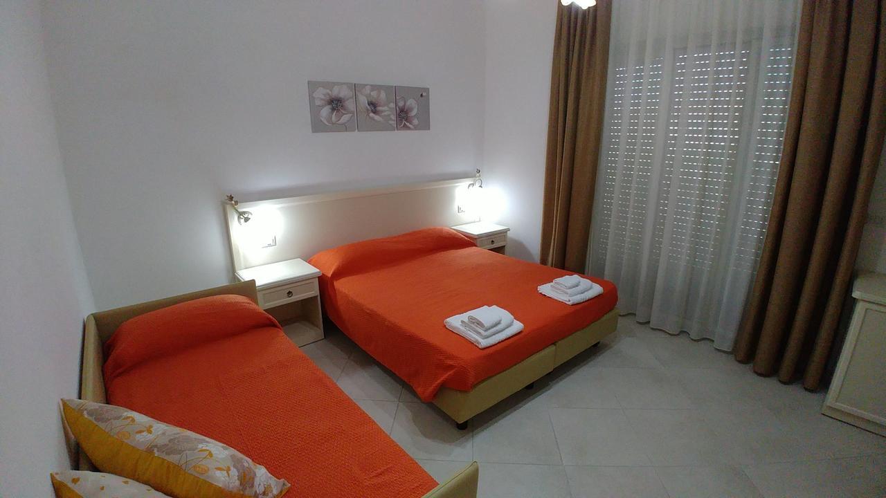 Afrodite Hotel Scalea Exterior photo