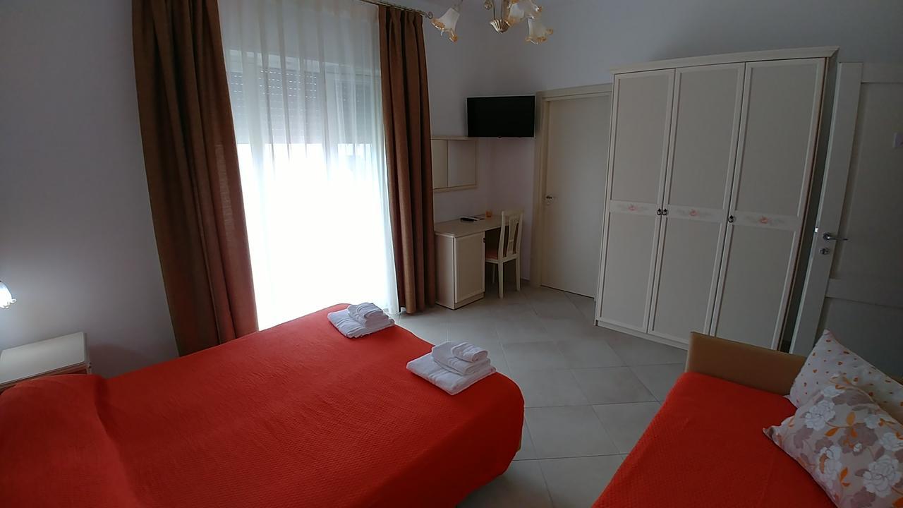 Afrodite Hotel Scalea Exterior photo